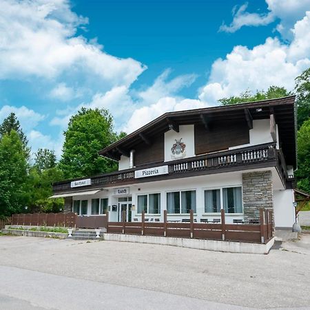 Property In キルヒビッヒル エクステリア 写真